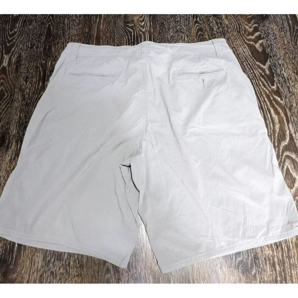 Patagonia Men Gray Chino Shorts‎ Flat Front Size 36